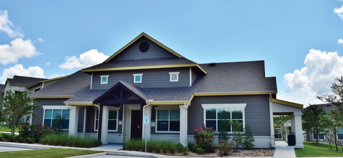 Bailey Square is an apartment community in Cuero, Texas.